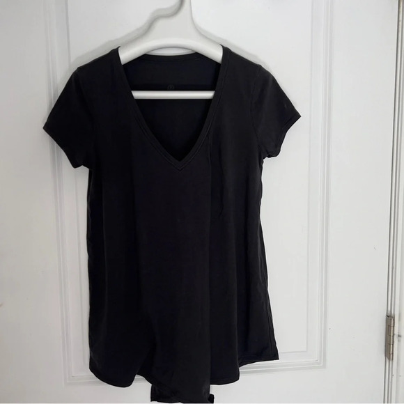 Lululemon  open front tee shirt size 6 - Picture 2 of 5